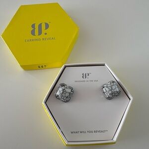 Bomb Party Executive Sparkle Earrings ER87706 Howlite Magnesite Hematite Plating